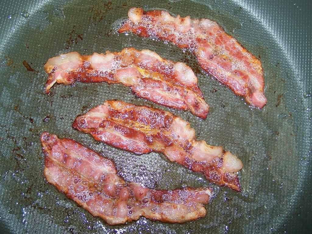 Steke bacon i⁣ ovn: En enkel og effektiv metode